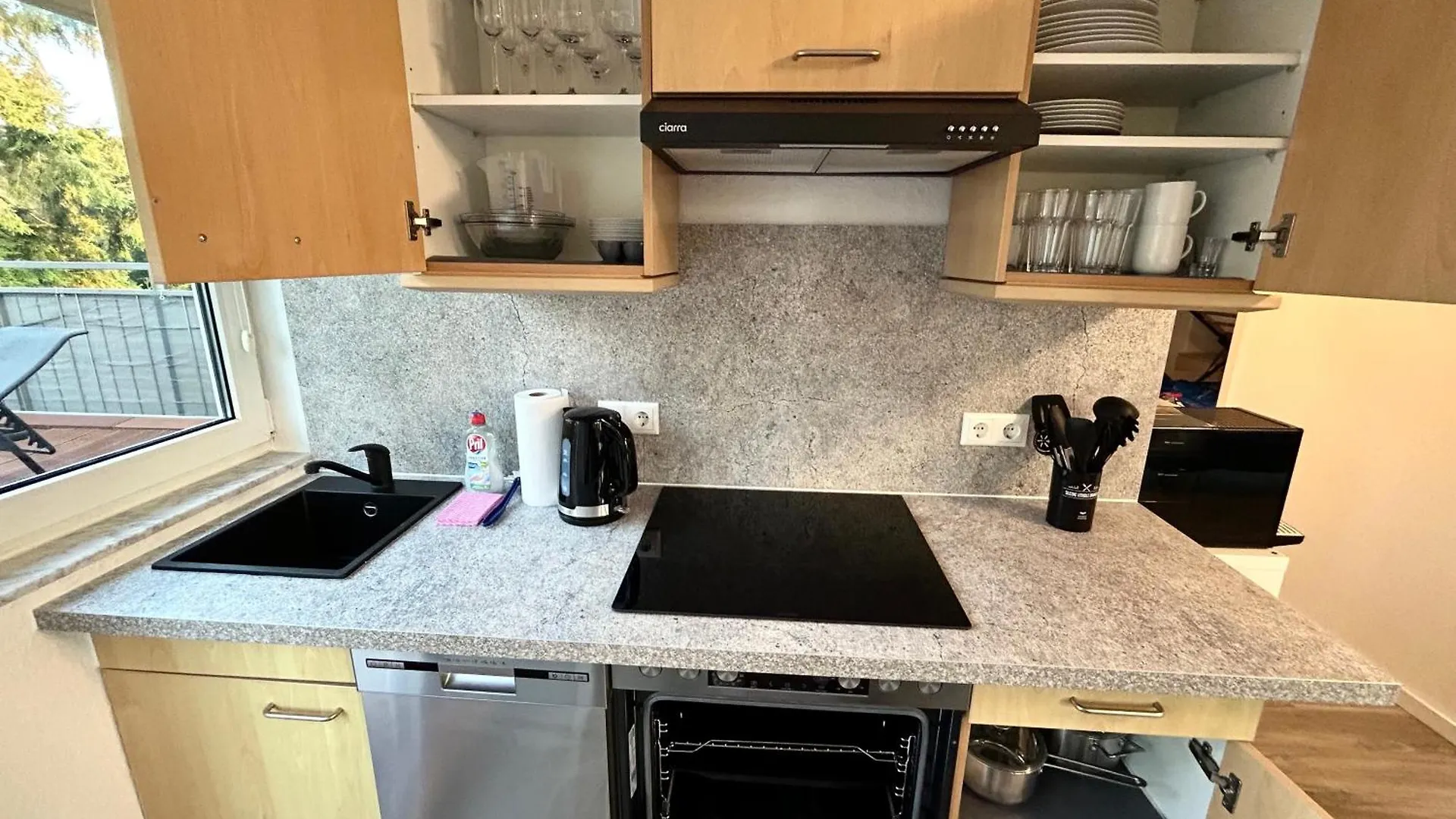 Lgh-Moderne, Ruhige Wohnung, Naehe Zum Flughafen Und Autobahn, 24H-Self-Check-In, Vollausgestattet, Disneyplus, Waschmaschine Langenhagen